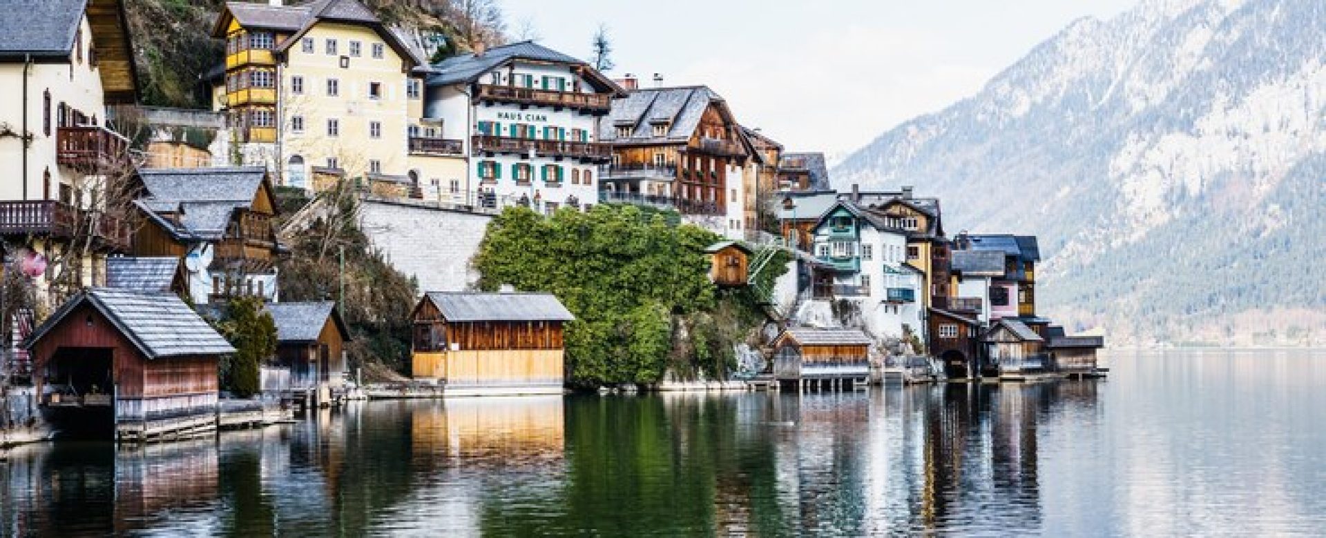 beautiful-village-hallstatt-salzkammergut-region-austria_181624-38458