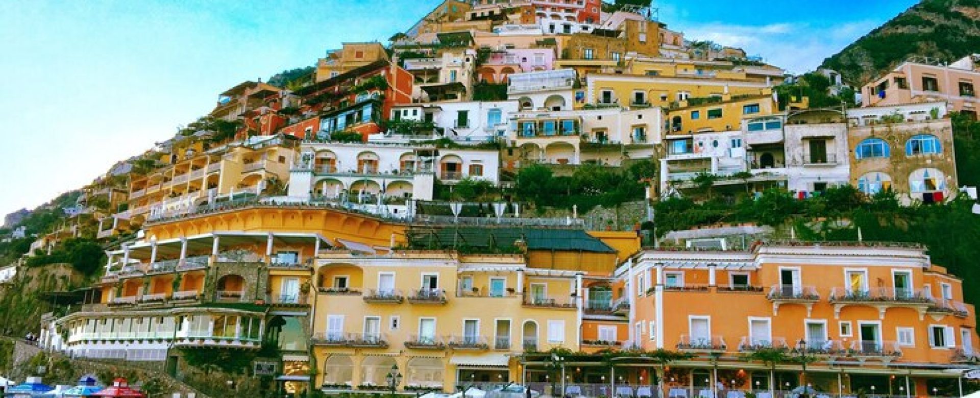 lattari-mountains-regional-park-castellammare-italy-with-clear-blue-sky_181624-8885