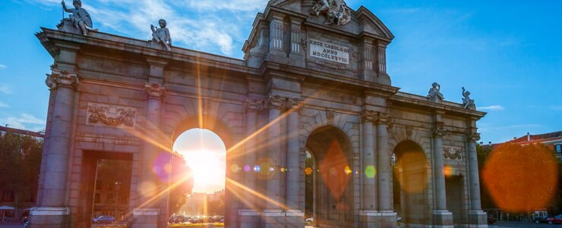 puerta-de-alcala-located-madrid-spain_268835-909